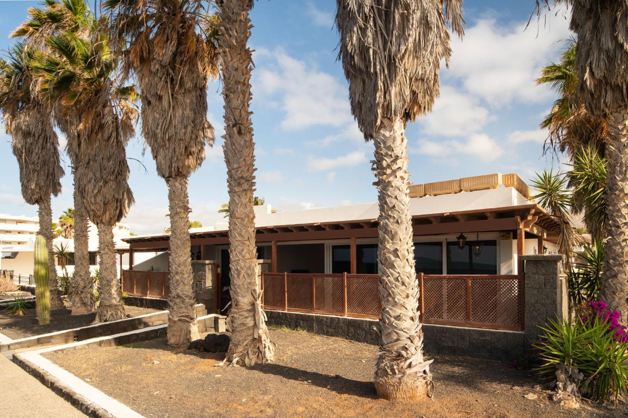 Вілла La Casa De La Playa Пуерто-дель-Кармен Екстер'єр фото